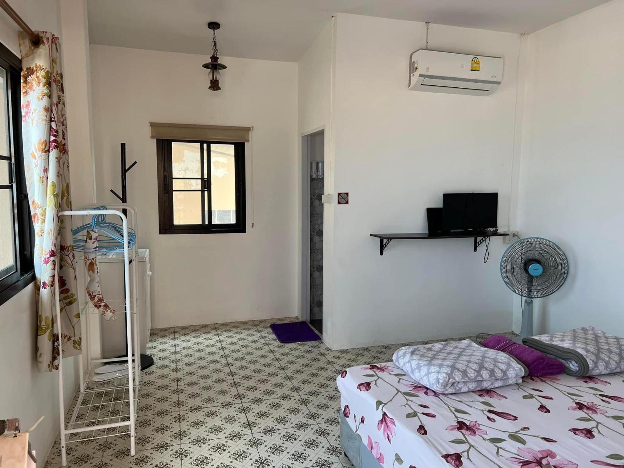 쁘라쭈압키리칸 Grandmabalcony B&B 외부 사진